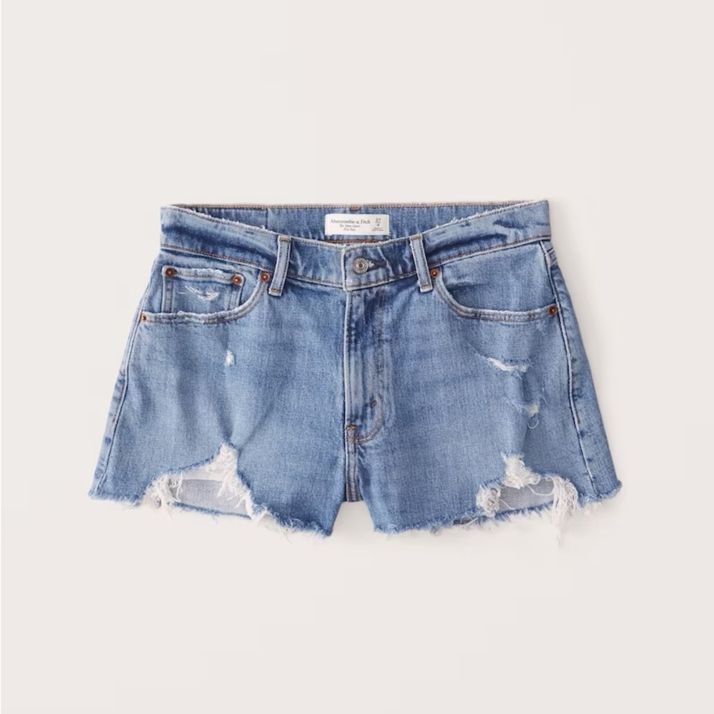 Abercrombie & Fitch Curve Love Mid Rise Mom Short